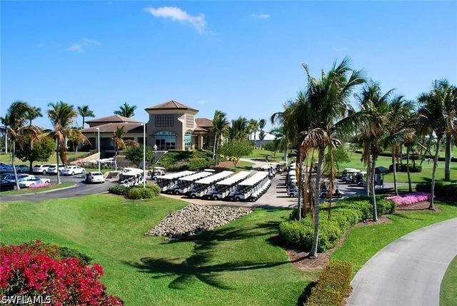 8125 Celeste DR 5113, Naples, FL 34113