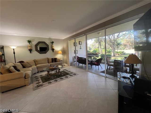 8125 Celeste DR 5113, Naples, FL 34113