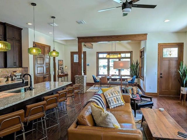 1000 S 9TH STREET, Leesburg, FL 34748