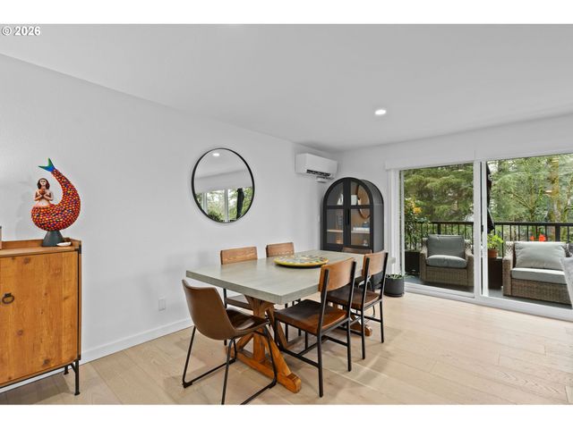 16250 PACIFIC Hwy 69, Lake Oswego, OR 97034