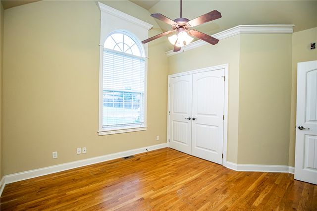 605 Tunbridge Drive, Bentonville, AR 72712