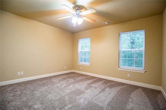 605 Tunbridge Drive, Bentonville, AR 72712