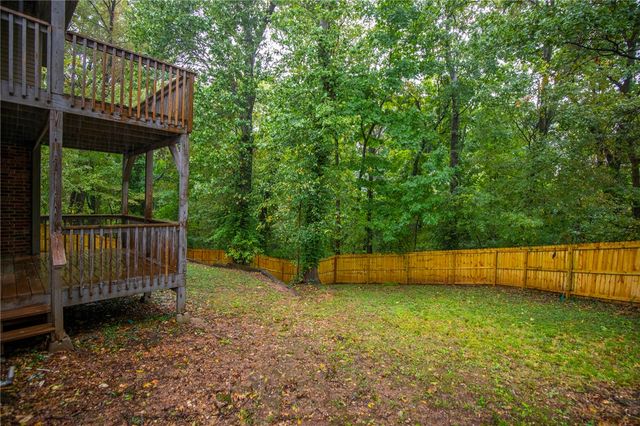 605 Tunbridge Drive, Bentonville, AR 72712
