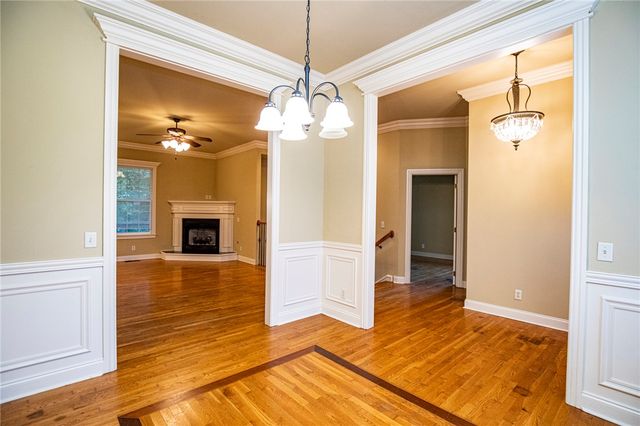 605 Tunbridge Drive, Bentonville, AR 72712