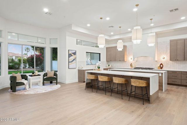 11691 E TURQUOISE Avenue, Scottsdale, AZ 85259