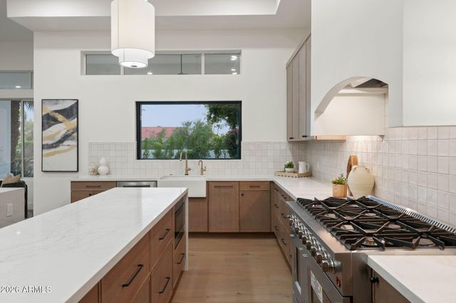 11691 E TURQUOISE Avenue, Scottsdale, AZ 85259
