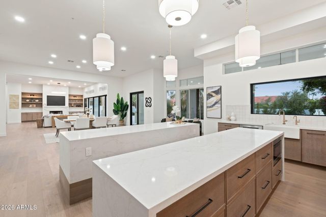 11691 E TURQUOISE Avenue, Scottsdale, AZ 85259