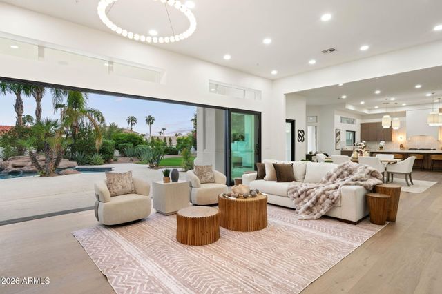 11691 E TURQUOISE Avenue, Scottsdale, AZ 85259