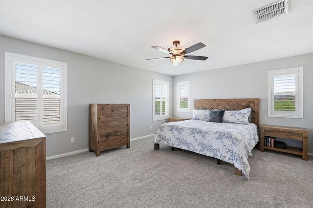 7672 W FETLOCK Trail, Peoria, AZ 85383