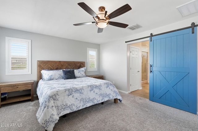 7672 W FETLOCK Trail, Peoria, AZ 85383