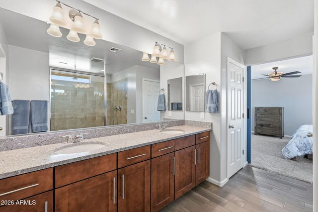 7672 W FETLOCK Trail, Peoria, AZ 85383
