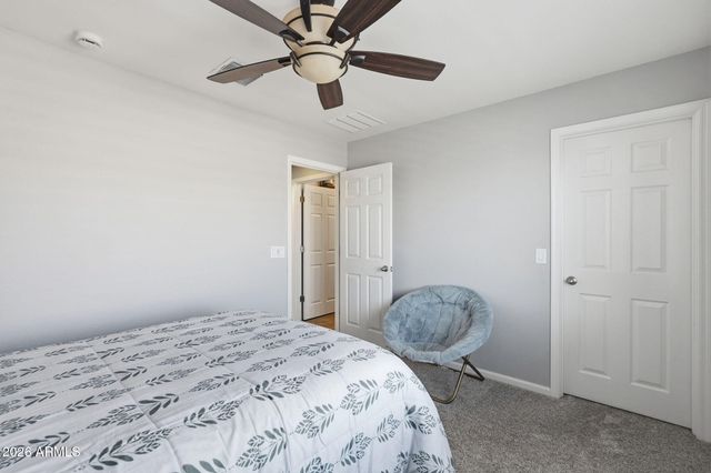 7672 W FETLOCK Trail, Peoria, AZ 85383