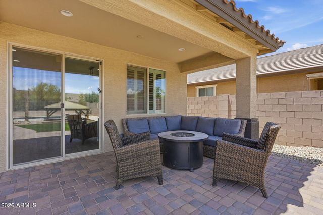 7672 W FETLOCK Trail, Peoria, AZ 85383