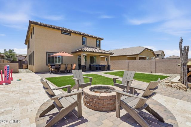 7672 W FETLOCK Trail, Peoria, AZ 85383