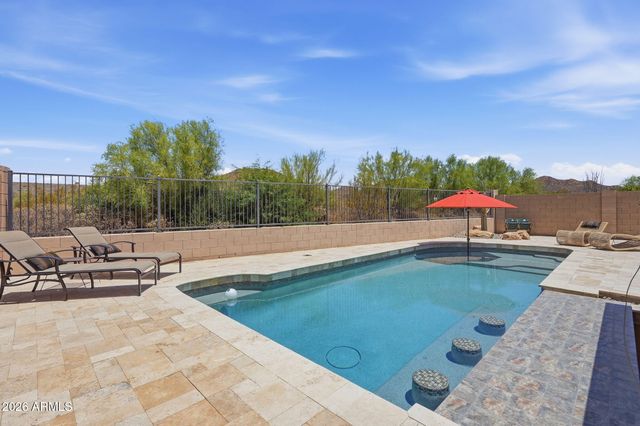 7672 W FETLOCK Trail, Peoria, AZ 85383