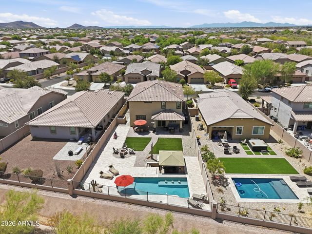 7672 W FETLOCK Trail, Peoria, AZ 85383