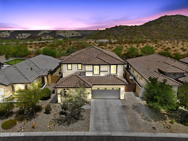 7672 W FETLOCK Trail, Peoria, AZ 85383
