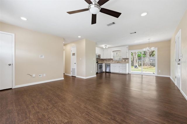 6624 NW 28TH TERRACE, Gainesville, FL 32653
