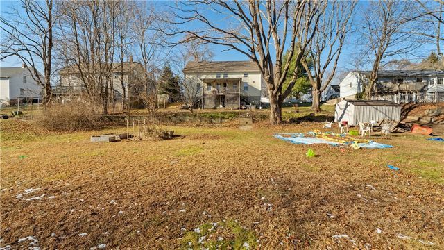 21 Highland Avenue, Coventry, RI 02816