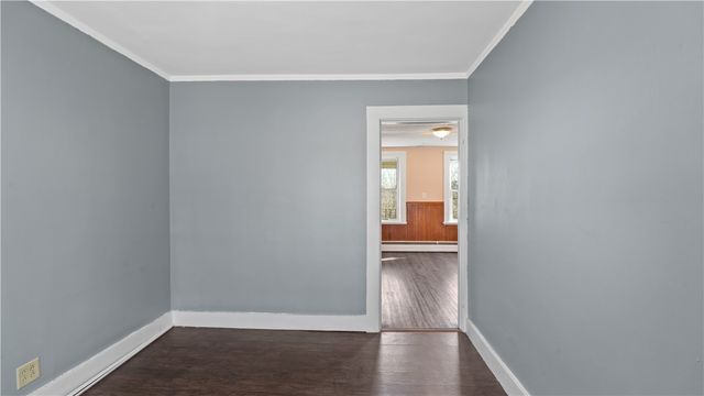 21 Highland Avenue, Coventry, RI 02816