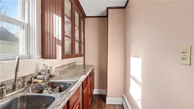 21 Highland Avenue, Coventry, RI 02816