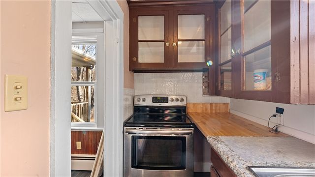 21 Highland Avenue, Coventry, RI 02816