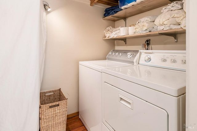 68 Wreden Ave, Fairfax, CA 94930