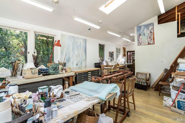 68 Wreden Ave, Fairfax, CA 94930