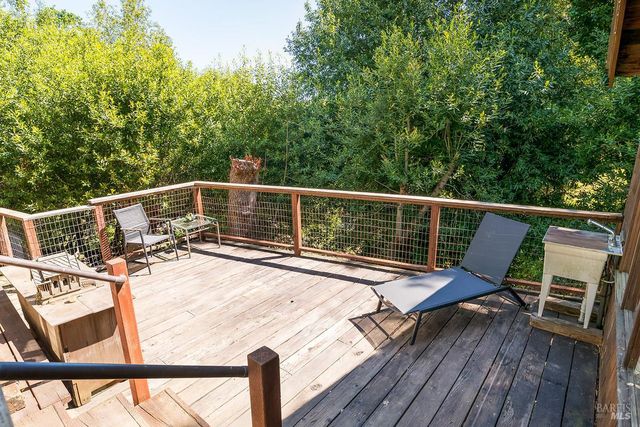 68 Wreden Ave, Fairfax, CA 94930