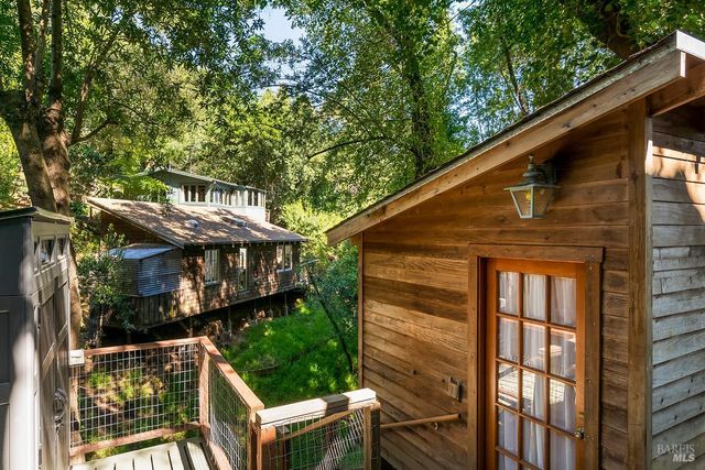 68 Wreden Ave, Fairfax, CA 94930