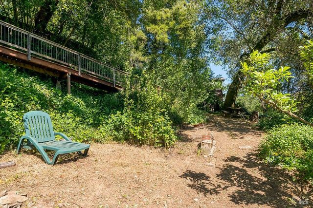 68 Wreden Ave, Fairfax, CA 94930