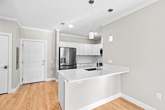485 Blue Hills Parkway 24, Milton, MA 02186