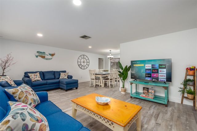 510 ANNA AVENUE, Clearwater, FL 33765