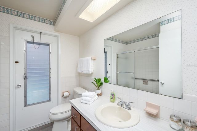 510 ANNA AVENUE, Clearwater, FL 33765