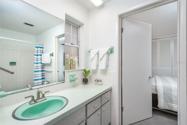 510 ANNA AVENUE, Clearwater, FL 33765
