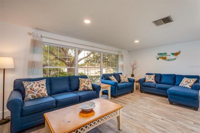 510 ANNA AVENUE, Clearwater, FL 33765