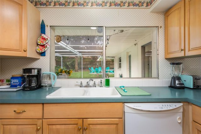 510 ANNA AVENUE, Clearwater, FL 33765