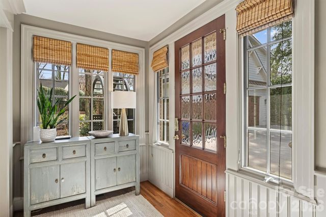 1555 Queens Road W, Charlotte, NC 28207