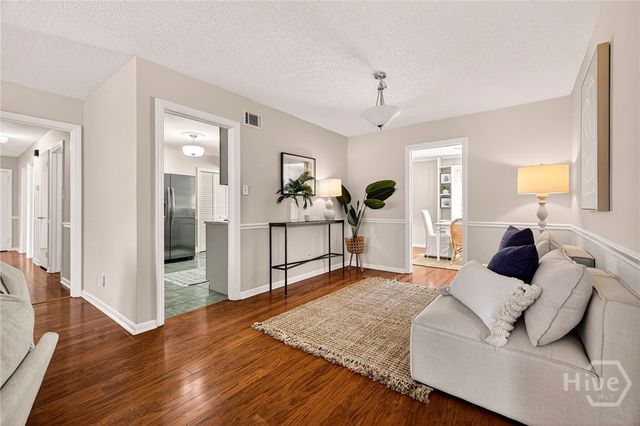 30 Cardinal Road, Savannah, GA 31406