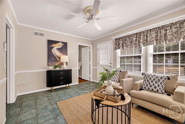 30 Cardinal Road, Savannah, GA 31406