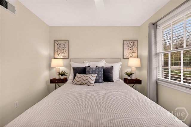 30 Cardinal Road, Savannah, GA 31406