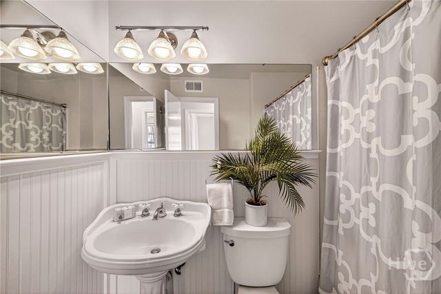 30 Cardinal Road, Savannah, GA 31406