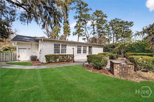 30 Cardinal Road, Savannah, GA 31406