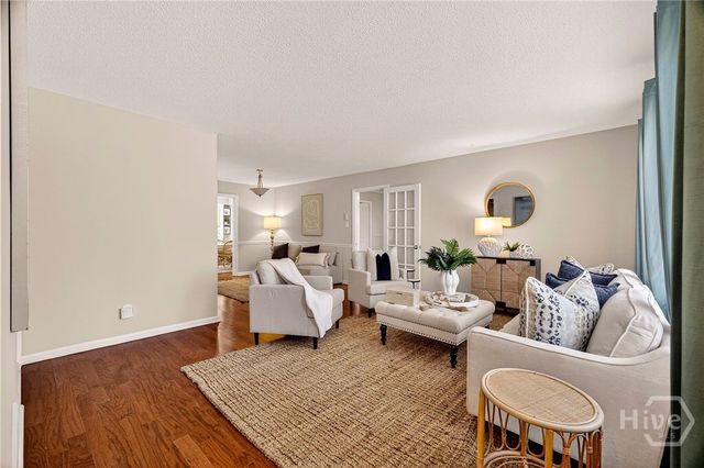 30 Cardinal Road, Savannah, GA 31406