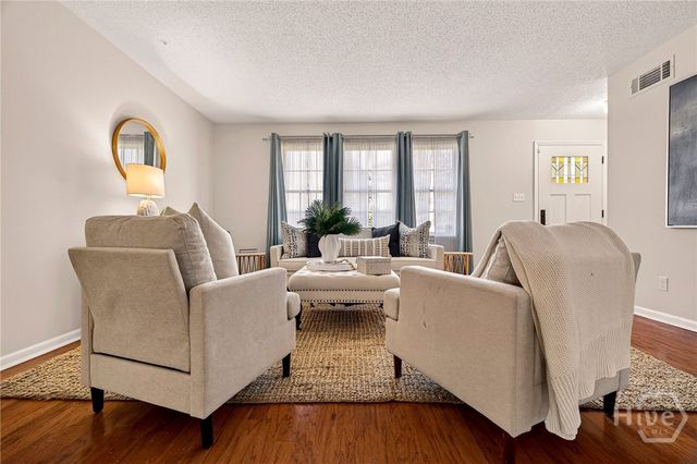 30 Cardinal Road, Savannah, GA 31406