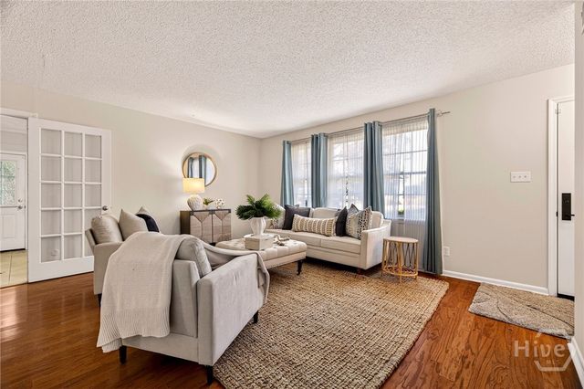 30 Cardinal Road, Savannah, GA 31406