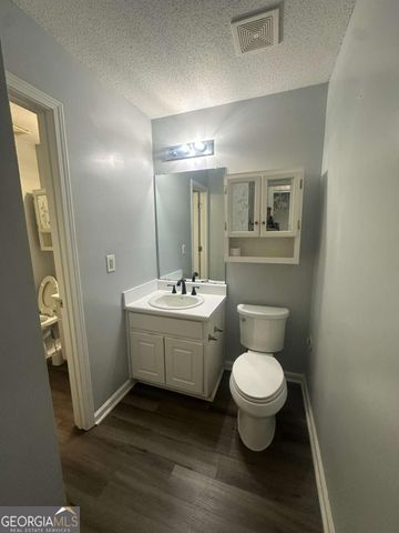 124 Glynn Addy Drive 12135, Stockbridge, GA 30281