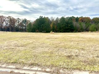 O Executive Drive, Pearl, MS 39208