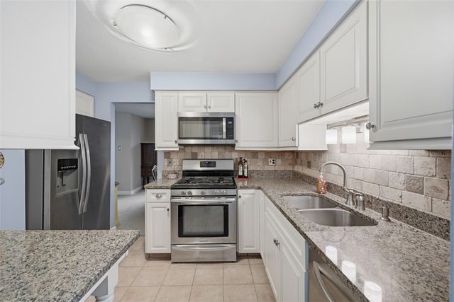907 Cottingham Drive, Mccandless, PA 15101