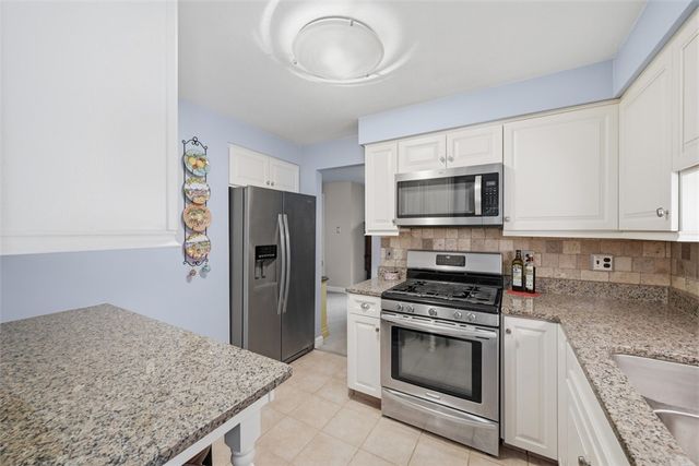 907 Cottingham Drive, Mccandless, PA 15101